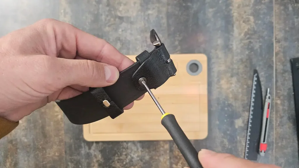 Step 7 Reassemble the Belt